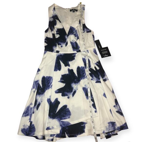 NWT Lulus White Blue Floral Print Deep V-Neck Sleeveless A-Line Dress Size Small - Picture 11 of 16
